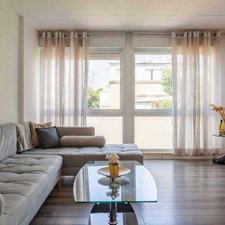 Big Apartment Next To Gordon Beach Plus Free Parking 텔아비브 외부 사진
